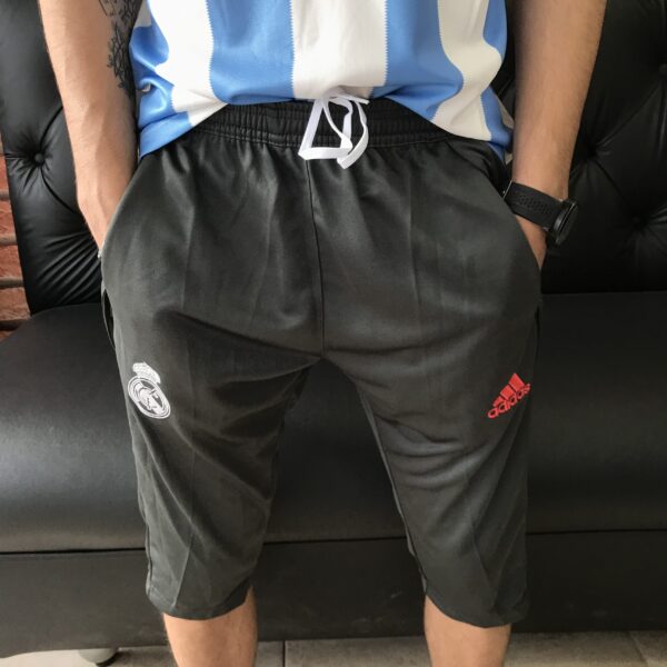 IMG_4138 Calça 3/4 Real Madrid Adidas Cinza - Imagem 1
