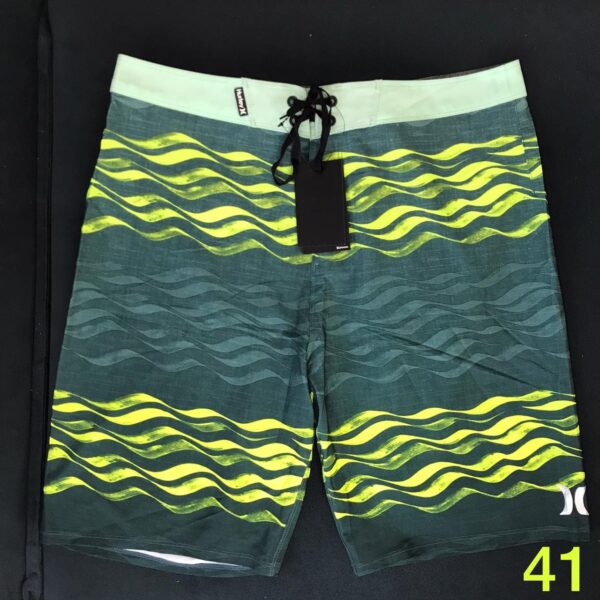 5512e418-da56-4b6e-929b-6ba7690cf890 Bermuda Hurley Verde Ondas (41) - Imagem 1