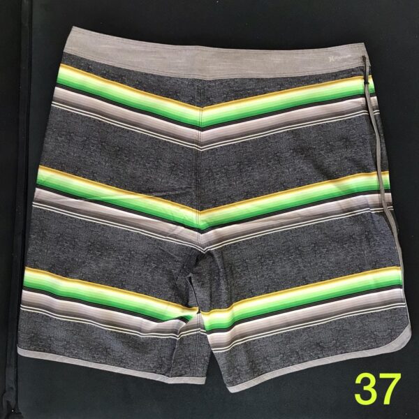 a0cf0bee-96b7-4a98-bb28-3039ac3c6043 Bermuda Hurley Cinza com Tons de Verde (37) - Imagem 2