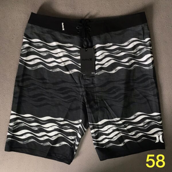 581 Bermuda Hurley Preta com Ondas Brancas (58) - Imagem 1