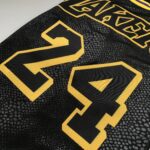 Camiseta Regata Basquete NBA Los Angeles Lakers Preta Mamba Negra - Black Mamba - Kobe Bryant 24 Edição Especial Nike - Imagem 12