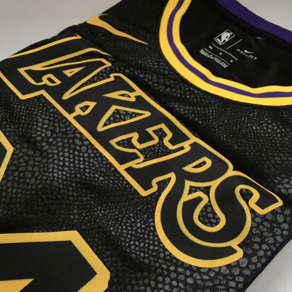 Camiseta Regata Basquete NBA Los Angeles Lakers Preta Mamba Negra - Black Mamba - Kobe Bryant 24 Edição Especial Nike - Imagem 13