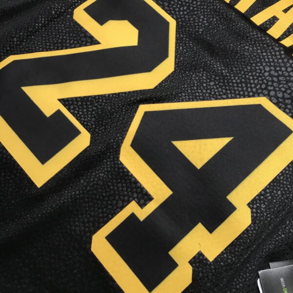 Camiseta Regata Basquete NBA Los Angeles Lakers Preta Mamba Negra - Black Mamba - Kobe Bryant 24 Edição Especial Nike - Imagem 18