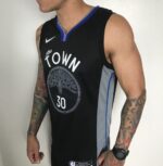 Camiseta Regata NBA Golden States Warriors Curry 30 City Edition Preta 2021 Nike - Imagem 5