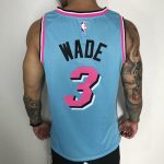 Camiseta Regata Basquete NBA Miami Heat Swingman Wade 3 City Edition Azul 2020 Nike - Imagem 7