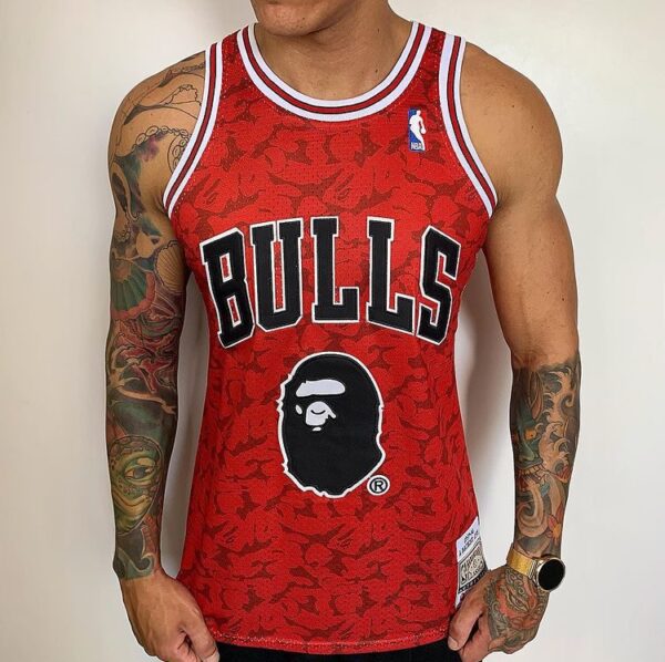 Camiseta Regata NBA Chicago Bulls Michell & Ness Bape 93 Vermelha - Imagem 1