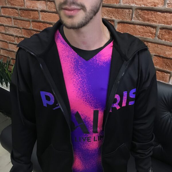 IMG_3736 Paris Saint-Germain - PSG Conjunto Casaco Jaqueta Corta Vento com Capuz e Calça 2022 Jordan - Imagem 1