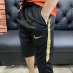 Calça 3/4 PSG Nike Preta com Dourado - Imagem 3