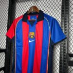 Camisa Retrô Barcelona Home Torcedor 2001/02 Nike