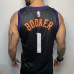 Camiseta Regata NBA Phoenix Suns Booker 1 City Edition Preta 2021 Nike - Imagem 6