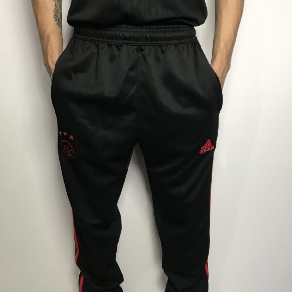 IMG_7854 Ajax Conjunto Kit Casaco Jaqueta e Calça Bob Marley 2022 Preto Reggae Adidas - Imagem 5