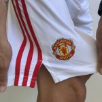 Calção Manchester United White 2022 Adidas - Imagem 4