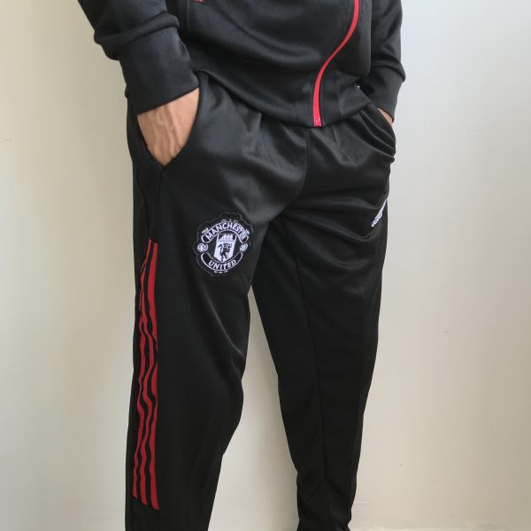Calça Longa Slim Treino Manchester United 2022 Adidas - Imagem 2