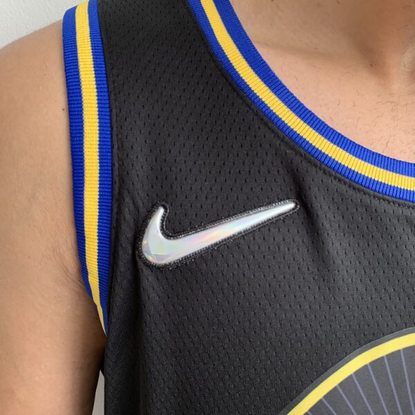 Camiseta Regata NBA Golden State Warriors Curry 30 City Edition Preta 2022 Nike - Imagem 4