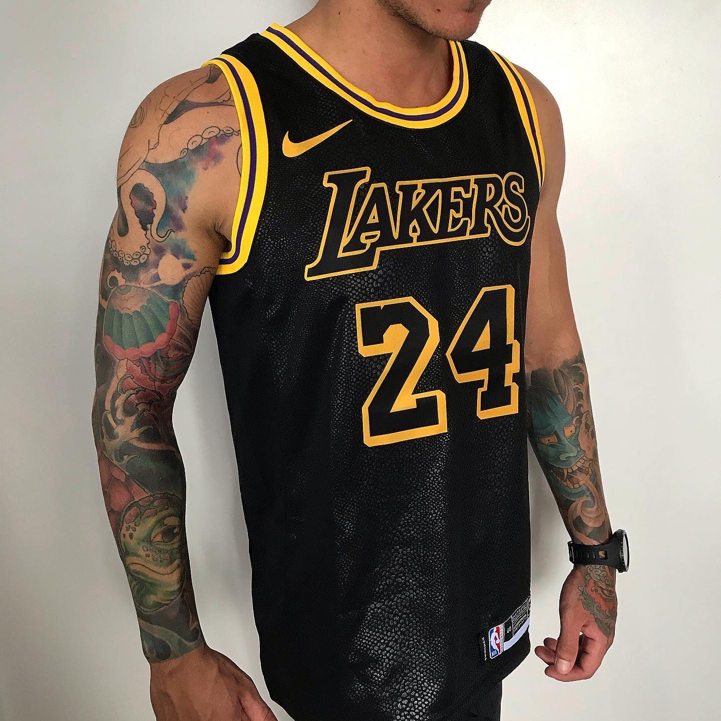 Camiseta Basquete NBA Los Angeles Lakers Preta Mamba Negra – Black Mamba – Kobe Bryant 24 Edição Especial Nike – TOKSTILO