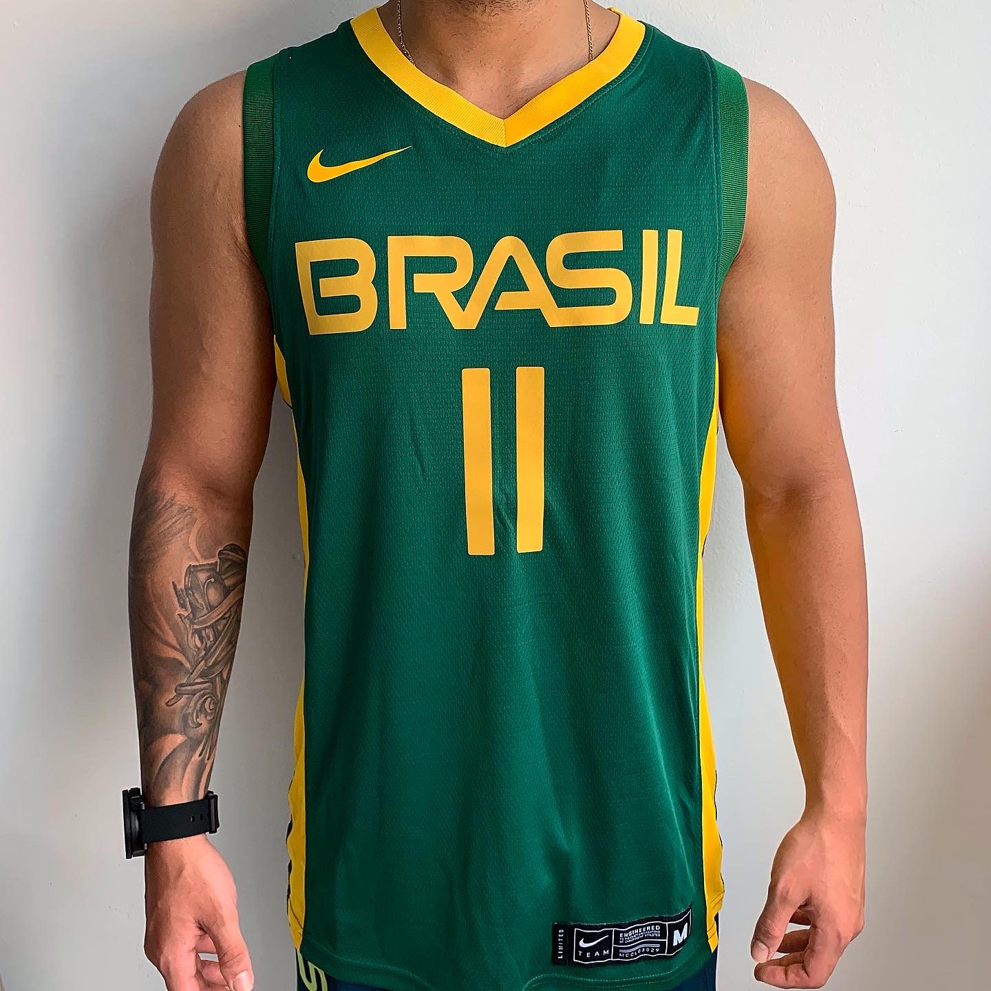Camiseta Regata Basquete Brasil Anderson Varejão 11 Verde 2021