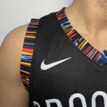 Camiseta Regata Basquete NBA Brooklyn Nets 7 Durant City Edition Preta Colorida Nike - Imagem 5