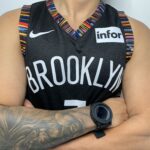 Camiseta Regata Basquete NBA Brooklyn Nets 7 Durant City Edition Preta Colorida Nike - Imagem 4