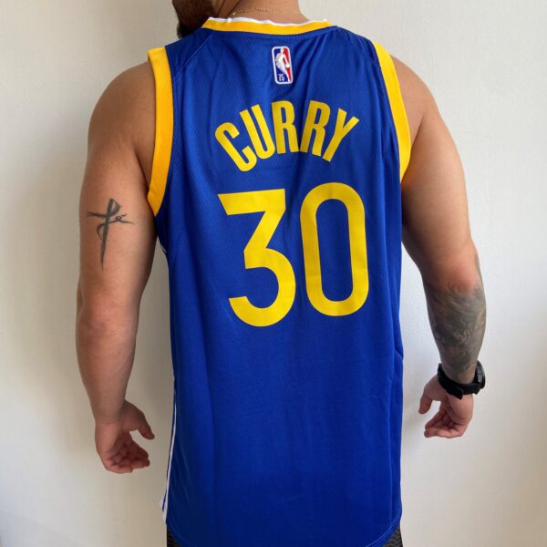 Camiseta Regata NBA Golden States Warriors Curry 30 Icon Edition Azul 2022 Nike - Imagem 7