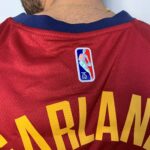 Camiseta Regata NBA Cleveland Cavaliers Darius Garland 10 Icon Edition Vermelho 2022 Nike - Imagem 9