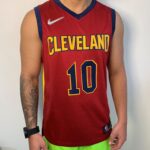 Camiseta Regata NBA Cleveland Cavaliers Darius Garland 10 Icon Edition Vermelho 2022 Nike - Imagem 2