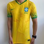 Camisa Brasil Fan Concept Edition Cristo Redentor Amarela Versão Jogador 2022 Nike - Imagem 5