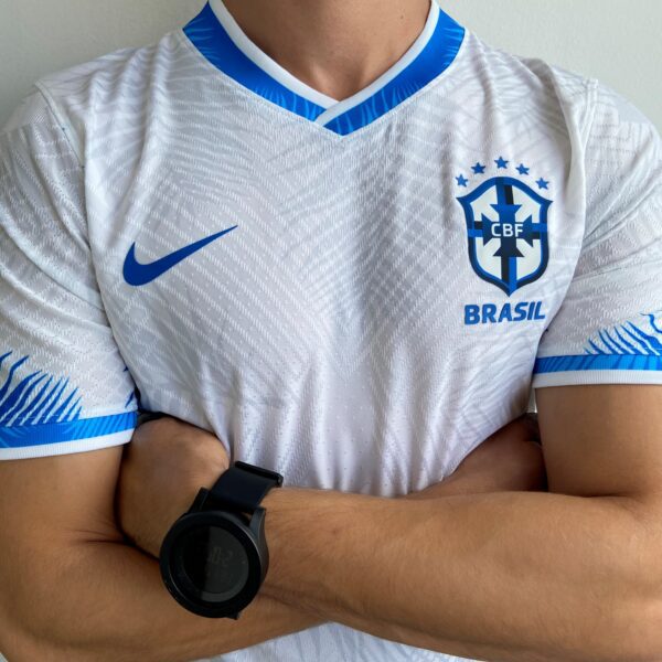 Camisa Brasil Fan Concept Edition Branco Versão Jogador 2022 Nike - Imagem 1