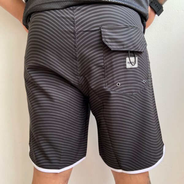 y uy ty rerb e Bermuda Hurley USA Estados Unidos Olímpica Olimpíadas Preta - Imagem 5