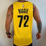 Camiseta Regata NBA Brooklyn Nets 72 Biggie Bed-Stuy Edition Amarela Nike - Imagem 9