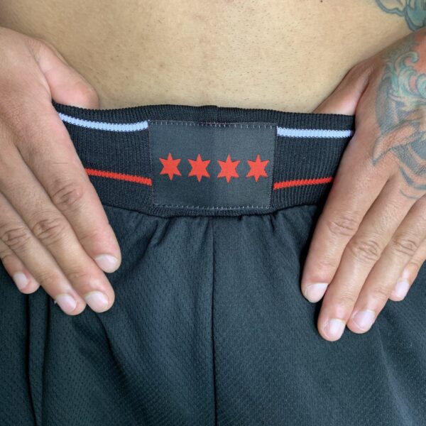 Short Bermuda Basquete NBA Chicago Bulls Icon Edition Preta 2022 Nike - Imagem 5