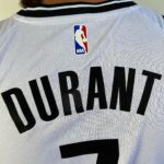 Camiseta Regata NBA Brooklyn Nets Durant 7 Association Edition Branca Nike - Imagem 9