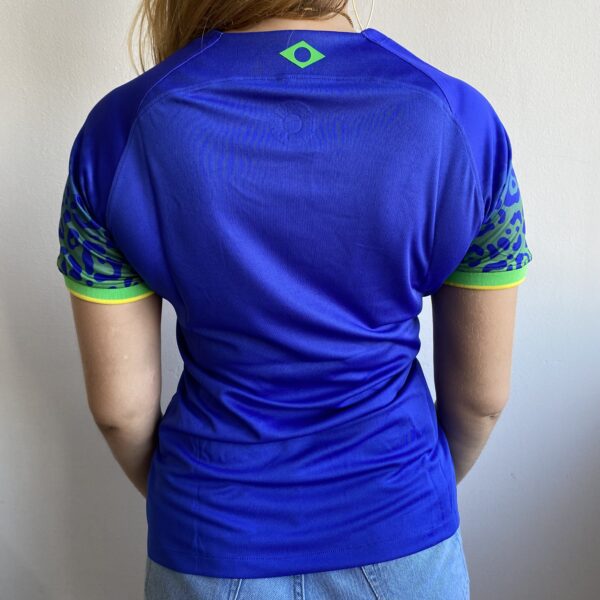 IMG_0806 Camisa Brasil Seleção Brasileira Away Azul Feminina Copa do Mundo Catar 2023 Nike - Imagem 6