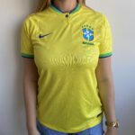 Camisa Brasil Seleção Brasileira Home Amarela Feminina Copa do Mundo Catar 2023 Nike