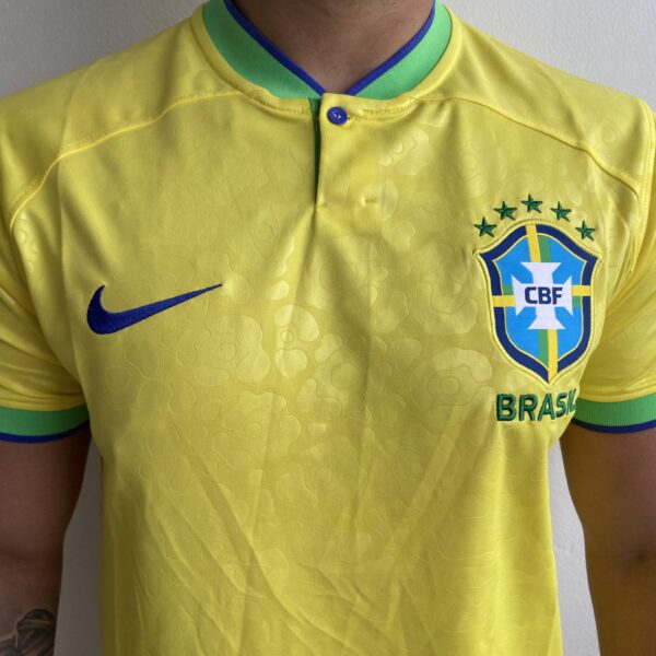 Camisa Brasil Seleção Brasileira Home Amarela Torcedor Copa do Mundo Nike Catar 2022 - Imagem 3