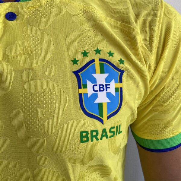 IMG_3717 Camisa Brasil Seleção Brasileira Home Amarela Jogador Copa do Mundo Catar 2023 Nike - Imagem 5