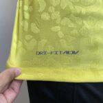 Camisa Brasil Seleção Brasileira Home Amarela Jogador Copa do Mundo Catar 2023 Nike - Imagem 12