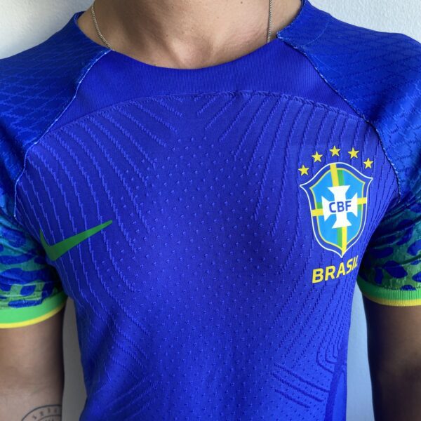 IMG_4027 Camisa Brasil Seleção Brasileira Away Azul Jogador Copa do Mundo Catar 2023 Nike - Imagem 10