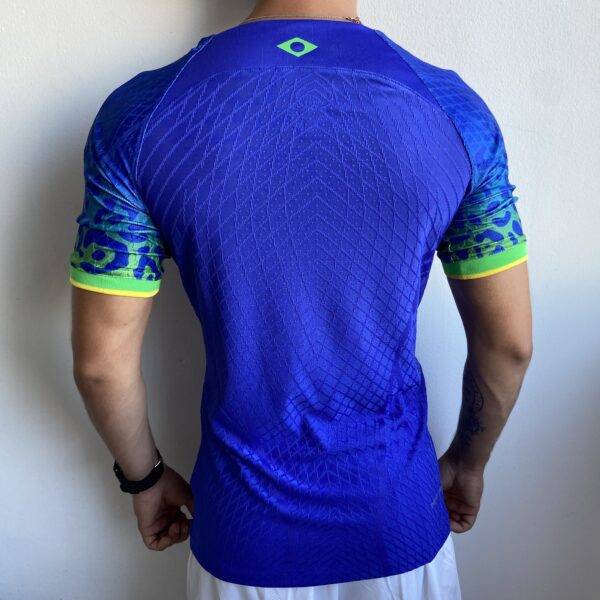 IMG_4064 Camisa Brasil Seleção Brasileira Away Azul Jogador Copa do Mundo Catar 2023 Nike - Imagem 15