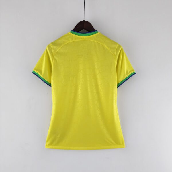 camisa-selecao-brasileira-amarela-copa-do-mundo-2022-2023-versao-feminina-6-scaled Camisa Brasil Seleção Brasileira Home Amarela Feminina Copa do Mundo Catar 2023 Nike - Imagem 12
