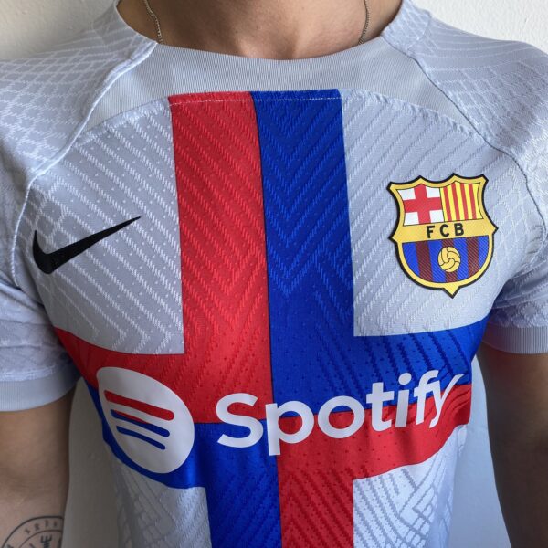 IMG_1869 Camisa Barcelona Third III Jogador 2023 Nike - Imagem 4