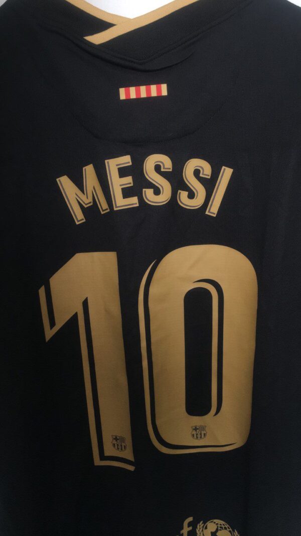 thumbnail_D105D9A9-DD68-4ADD-958C-75D0EC6CDCF5 Camisa Barcelona Away 2021 Personalizada Messi Nike - Imagem 3