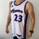 Camiseta Regata NBA Swingman Washington Wizards - Michael Jordan 23 - Classic Edition - Branca Azul 2023 Nike - Imagem 6