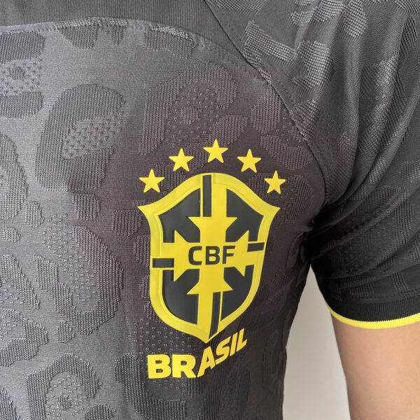 2023-01-20 16.06.39 Camisa Brasil Seleção Brasileira Goleiro Preta Jogador Copa do Mundo Catar 2023 Nike - Imagem 6