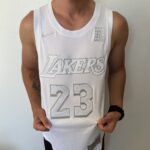 Camiseta Regata NBA - Los Angeles Lakers - Edição Especial - MVP Honra - LeBron James 23 - Branca Nike - Imagem 10