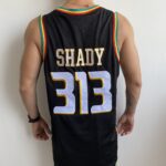 Camiseta Regata NBA Mitchell & Ness - Detroit Pistons - Slim Shady 313 - Edição Especial - NBA Remix - Colab Parceria Eminem - Preta - Imagem 12