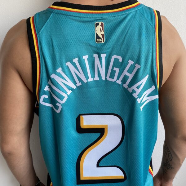 Camiseta Regata Basquete NBA Swingman Detroit Pistons Cade Cunningham 2 Classic Edition Verde 2023 Nike - Imagem 11