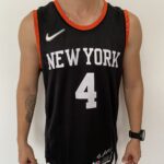 Camiseta Regata Basquete NBA Swingman Select - New York Knicks - Derrick Rose 4 - Novato do Ano - 2046 - Select Series Rookie Of The Year - Preta Nike