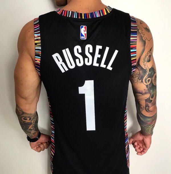 Camiseta Regata Basquete NBA Swingman Brooklyn Nets 1 Russel City Edition Preta Colorida Nike - Imagem 6