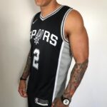 Camiseta Regata NBA Swingman San Antonio Spurs - Kawhi Leonard 2 - Icon Edition Preta Nike - Imagem 6