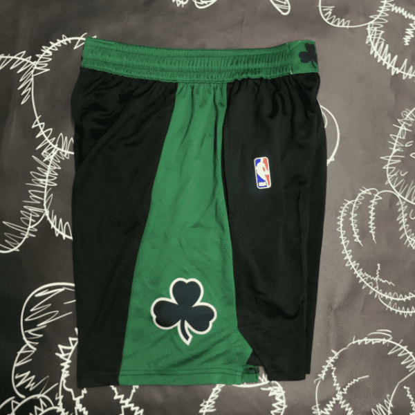 CELTICS PRETO 5 Short Bermuda Basquete NBA Boston Celtics Statement Edition Preta 2022 Jordan - Imagem 13